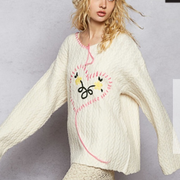 POL. Relaxed Fit Embroidered Heart Sweater - Picture 4 of 5